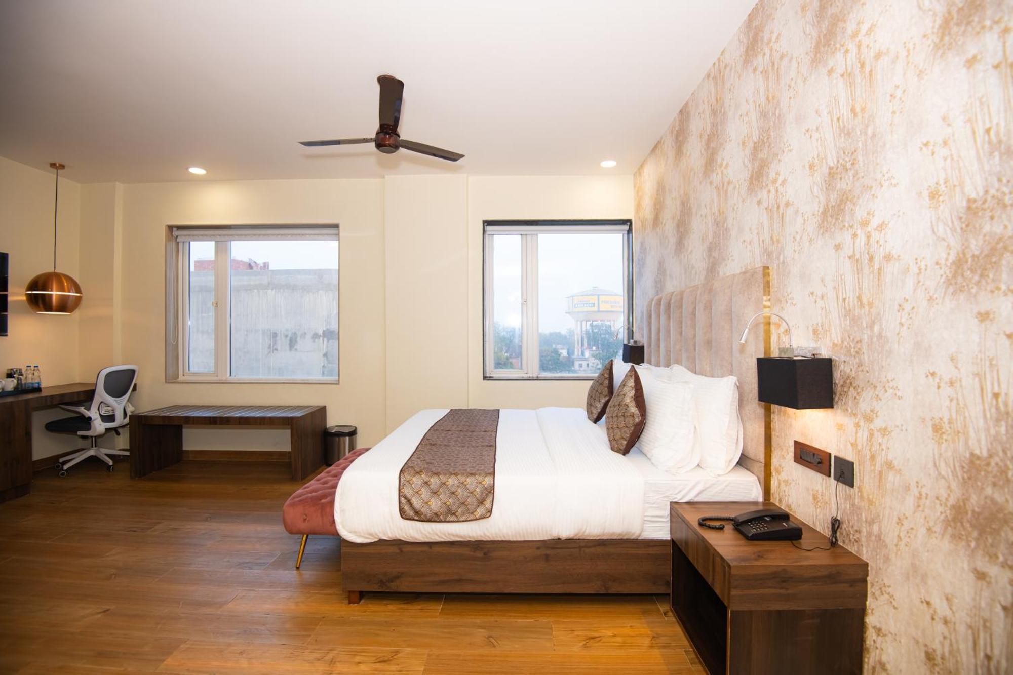 Faizābād Hotel Avadh Classio Near By Ram Mandir מראה חיצוני תמונה