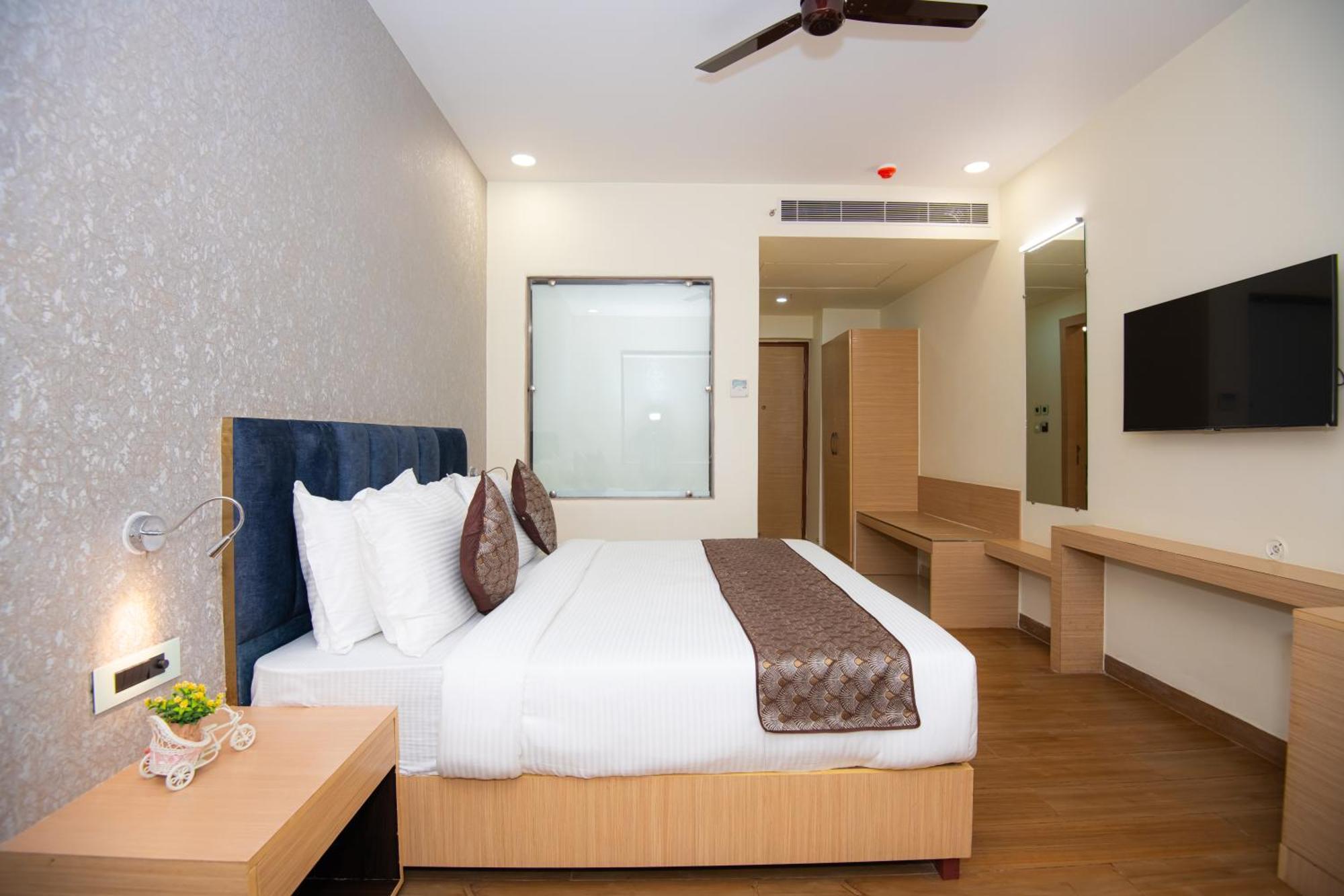 Faizābād Hotel Avadh Classio Near By Ram Mandir מראה חיצוני תמונה